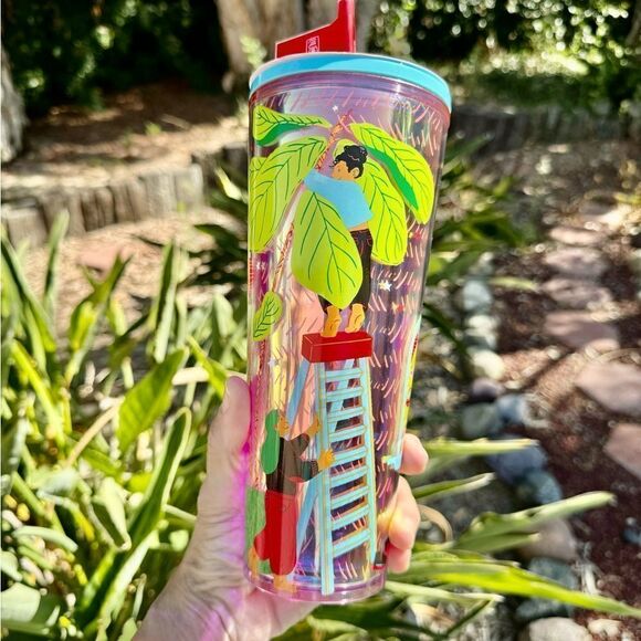 NEW STARBUCKS LIMITED EDITION CELEBRATING TOGETHERNESS AND JOY IN THE EV… - Picture 6 of 9